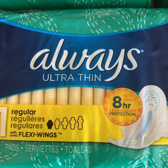 Always ultra thin pads with flexi-wings 18 count 4 packs - Picture 2 of 4